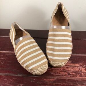 Vionic Valerie Slip-on Women's Stretch Canvas Espadrille Flat Sand/White Size 8